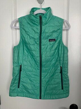 Patagonia- Lightweight Vest, Medium, Light Green